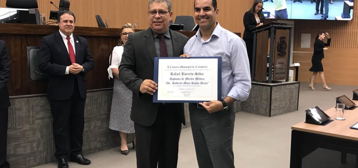Dr. Rafael Barreto recebe homenagem na Câmara dos Vereadores de Campinas